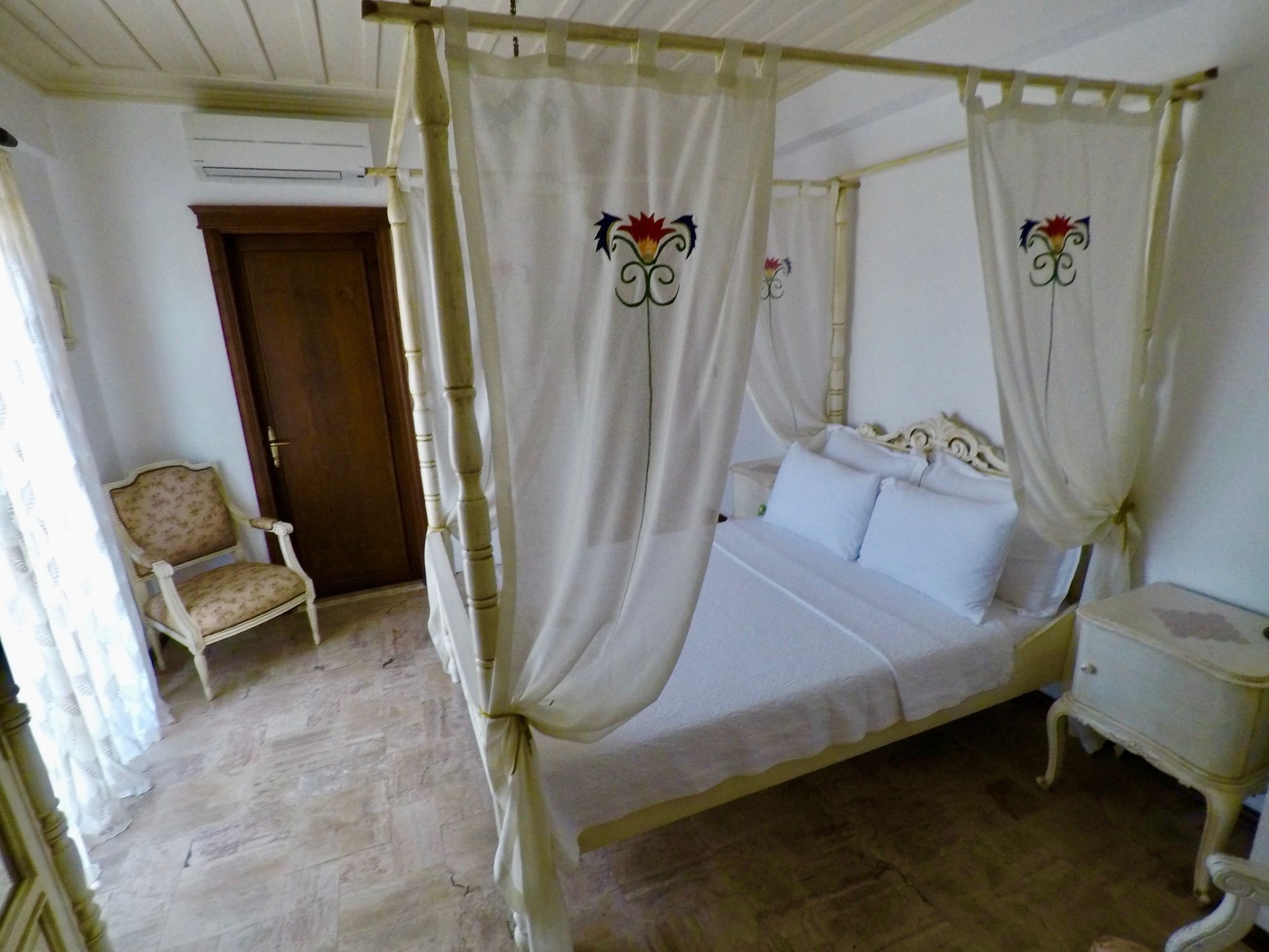 Ayvalı Tas Bahce Hotel Cunda מראה חיצוני תמונה